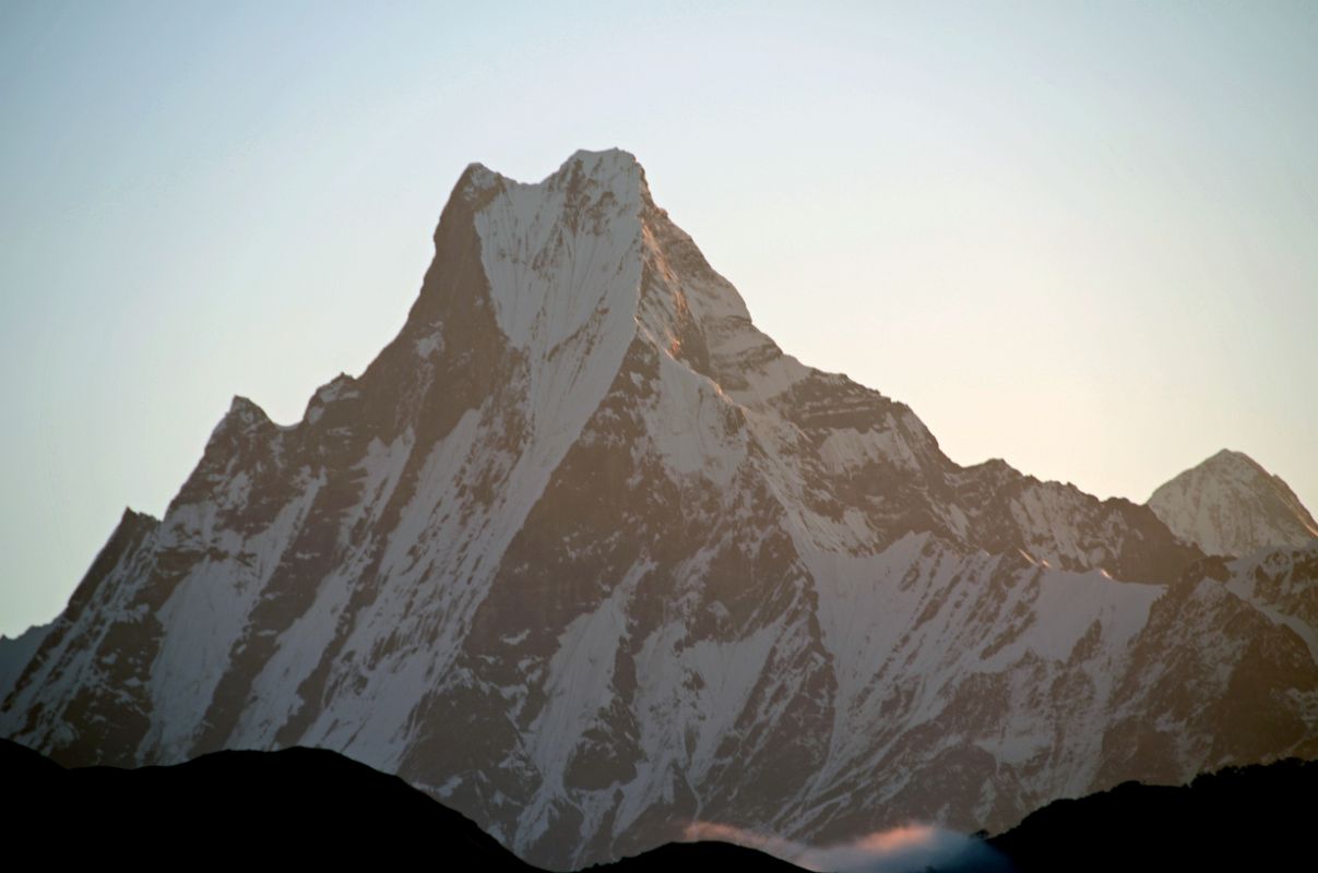 Poon Hill 18 Machapuchare And Annapurna II Just After Sunrise 